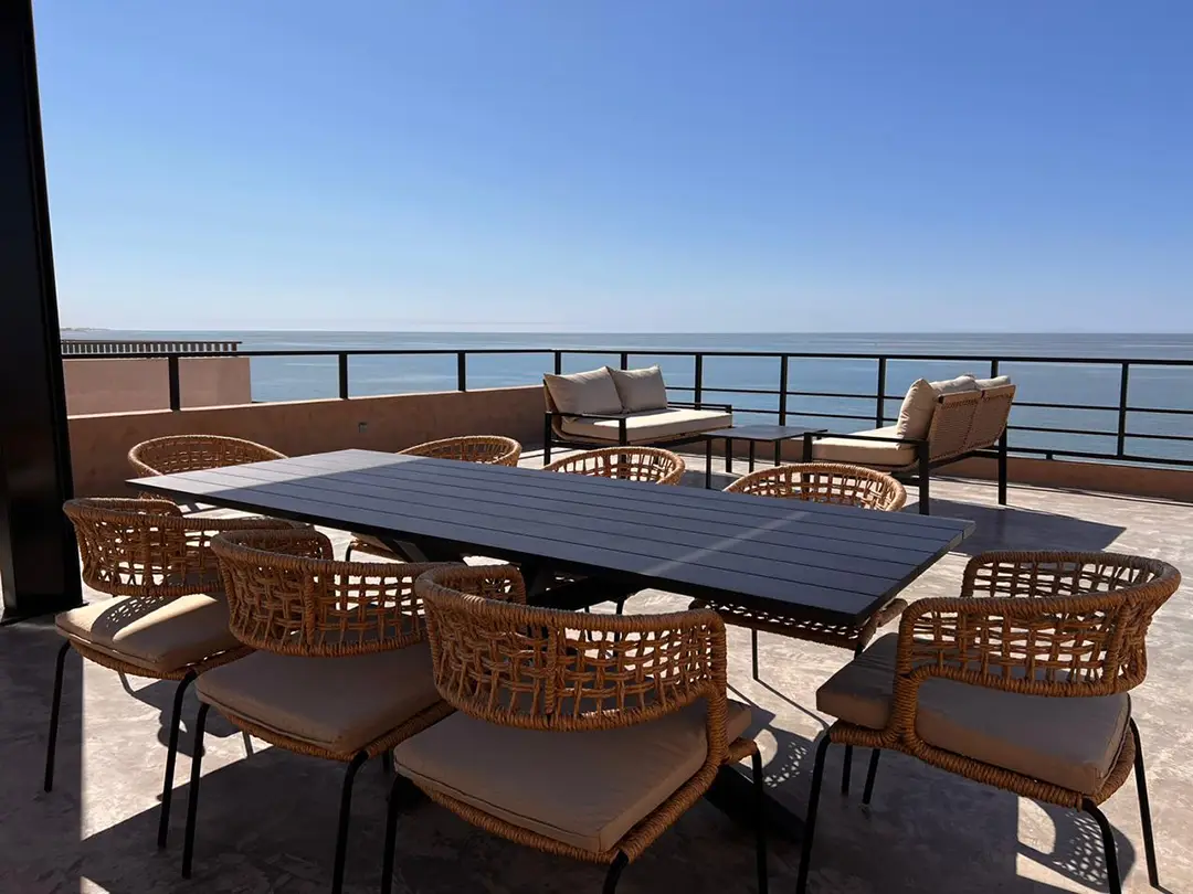 lotC_hai90_terrace_photo